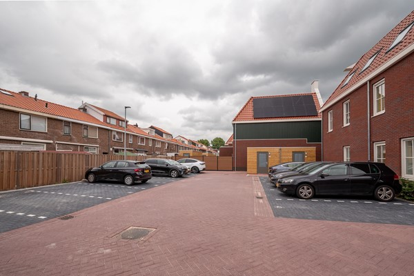 Medium property photo - Tuin Der Nederlanden 43, 1502 NZ Zaandam